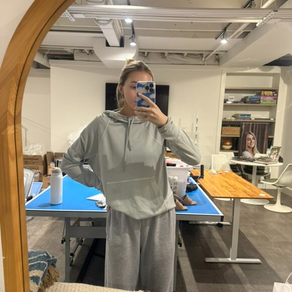 Athleta Pullover Sweatshirt - Picture 4 of 4